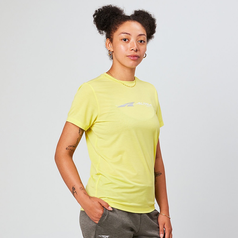 Altra EVERYDAY PERFORMANCE SHORT SLEEVE レディース Tシャツ 黄色 | Japan AL5824X03